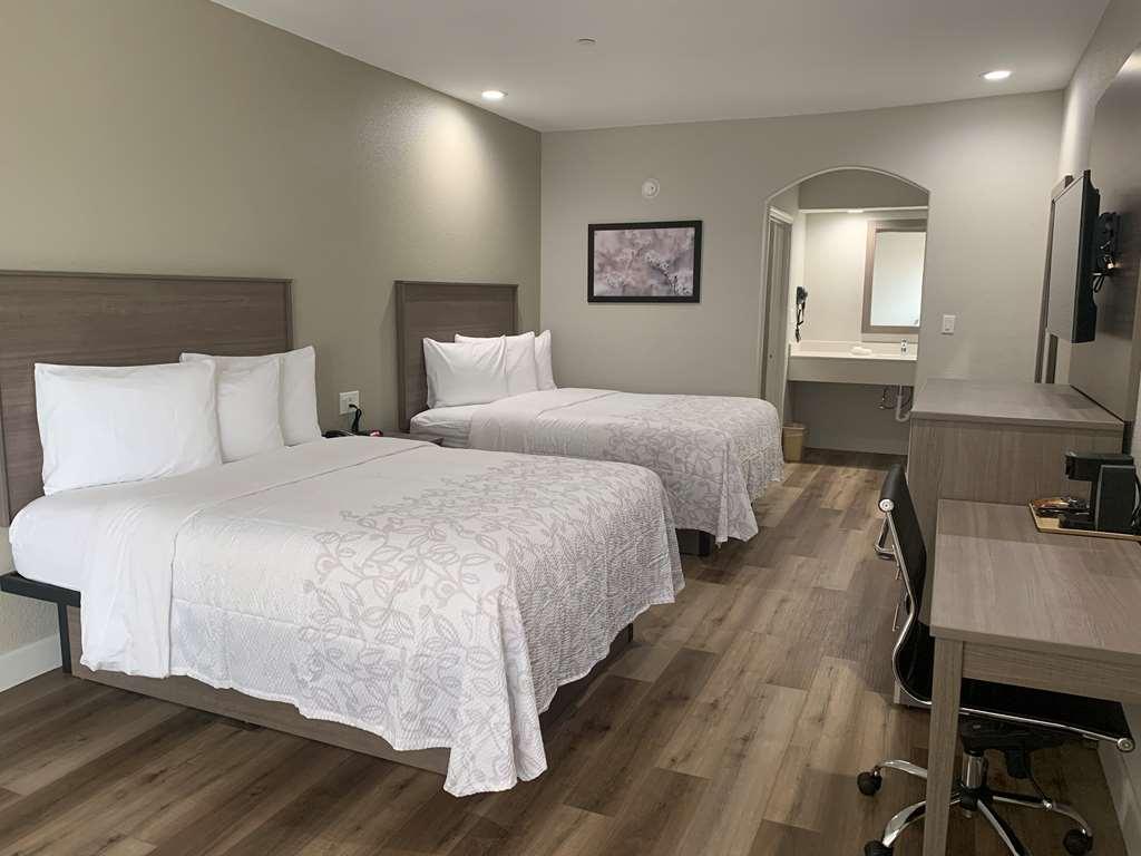 Red Roof Inn Plus + Galveston - Beachfront Rum bild
